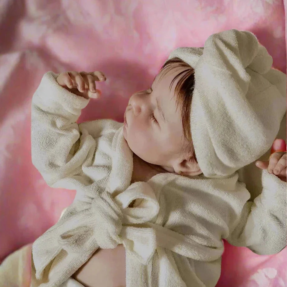 Lalki Reborn Śpiąca w Ręczniku kąpielowym